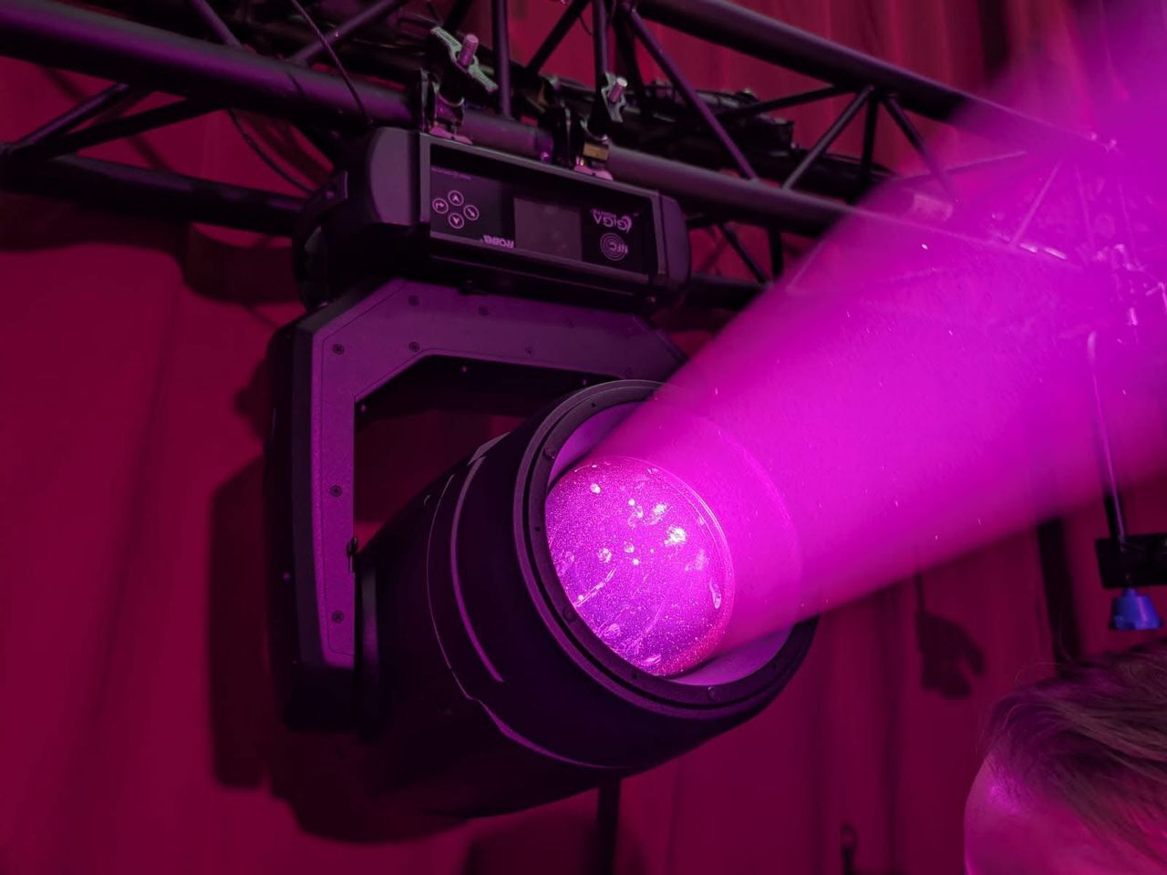 Projecteur sur scène